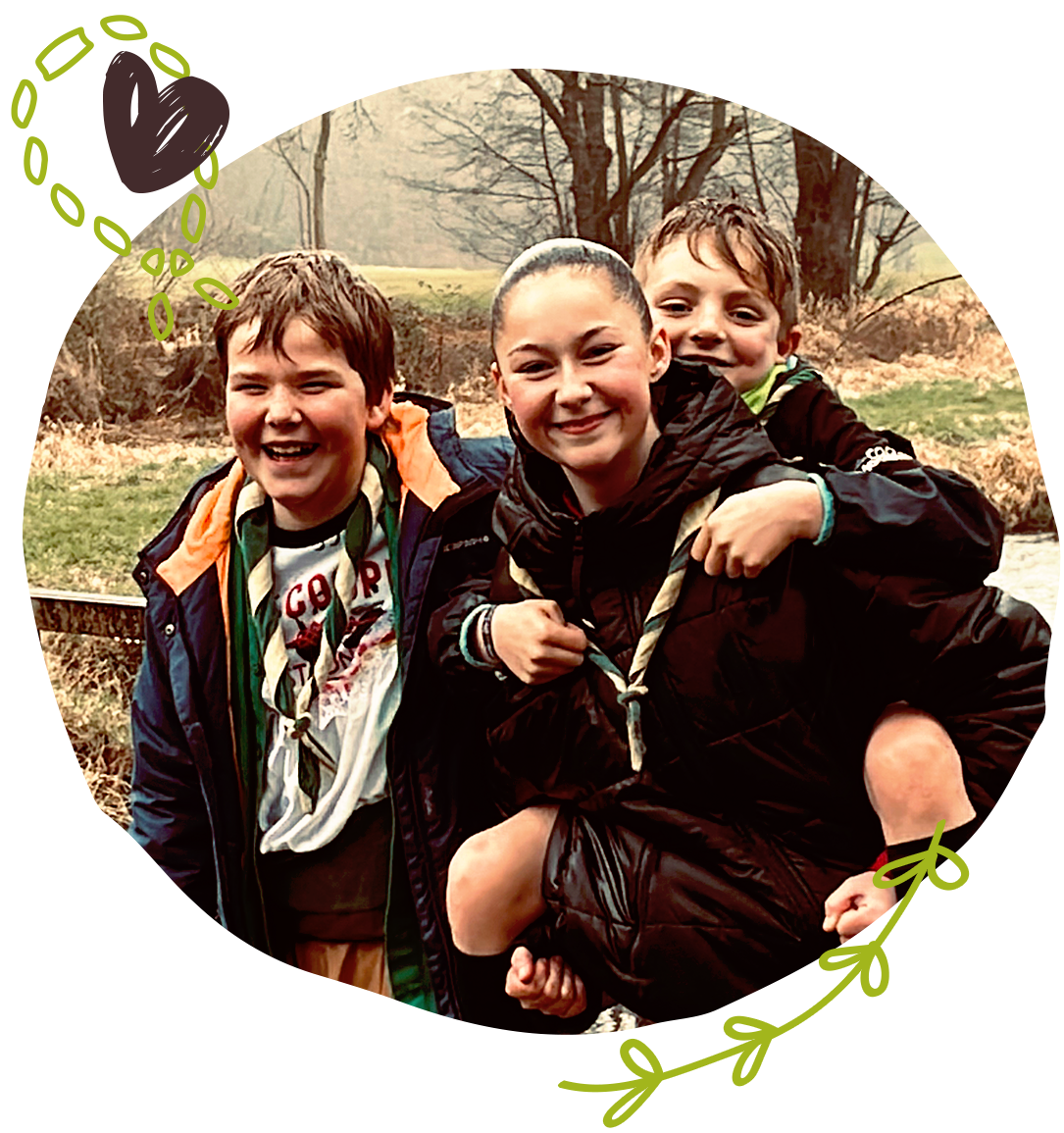 Des sourires et des rires, photo enfants scouts